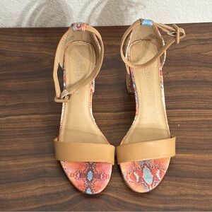 Chinese Laundry Tan and Multicolor Heels